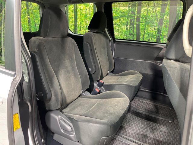 TOYOTA NOAH 2013 Image 31