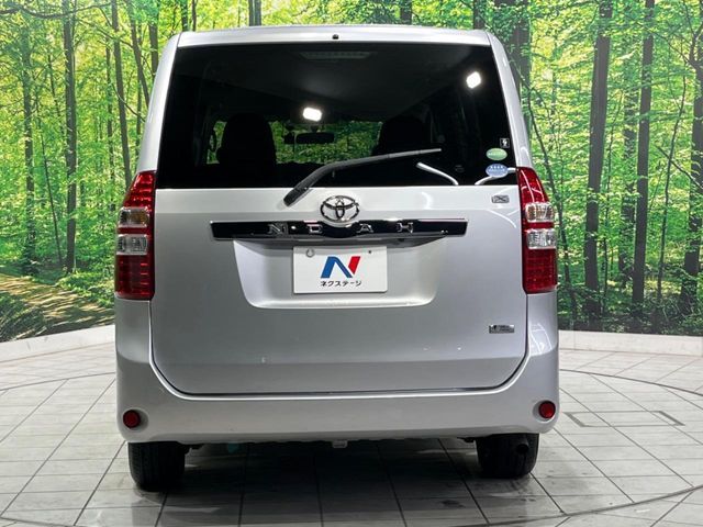 TOYOTA NOAH 2013 Image 31
