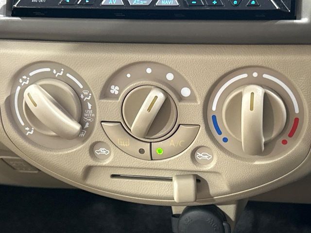 SUZUKI ALTO 2013 Image 31