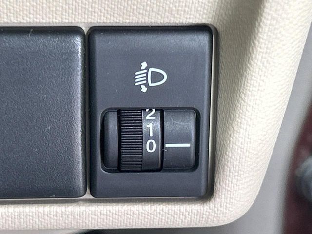 SUZUKI ALTO 2013 Image 31