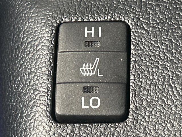 TOYOTA PRIUS 2017 Image 31