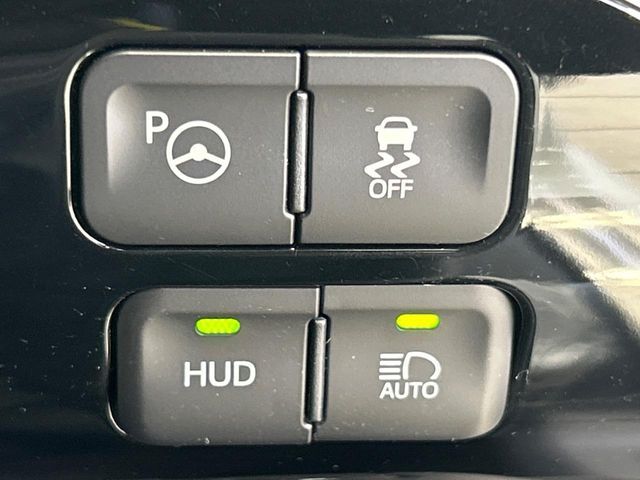 TOYOTA PRIUS 2017 Image 31