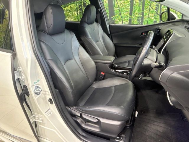 TOYOTA PRIUS 2017 Image 31