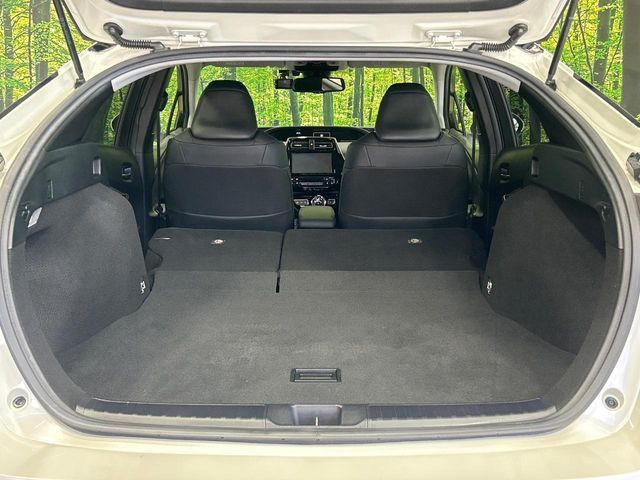 TOYOTA PRIUS 2017 Image 31