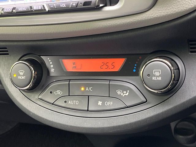 TOYOTA VITZ 2011 Image 31