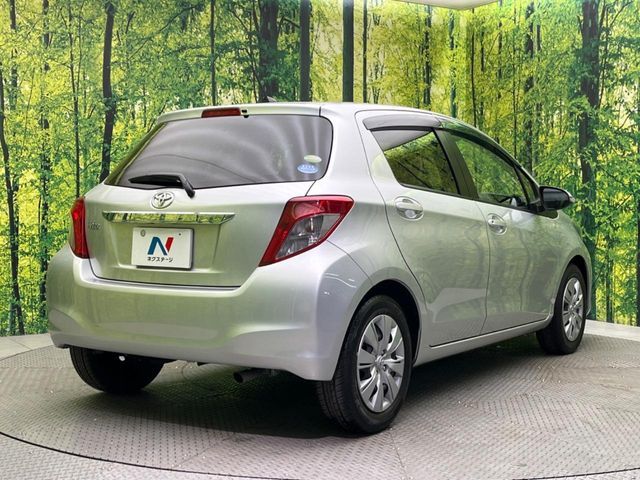 TOYOTA VITZ 2011 Image 31