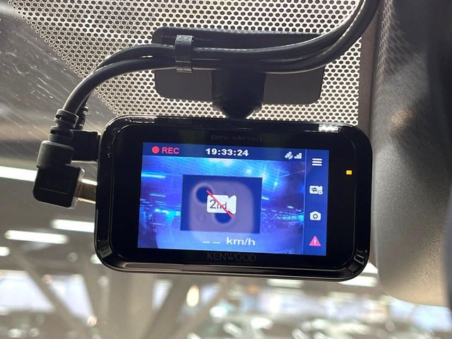 TOYOTA ESQUIRE HYBRID 2019 Image 31