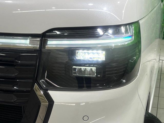 HONDA N BOX CUSTOM 2024 Image 31