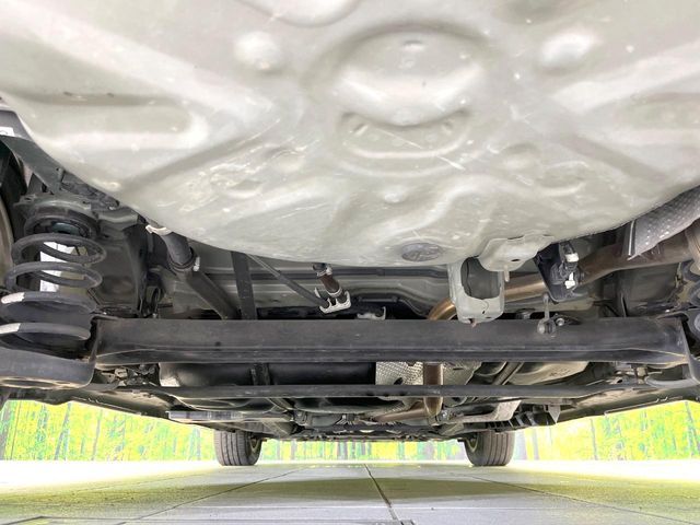 TOYOTA PRIUS ALPHA 2019 Image 31