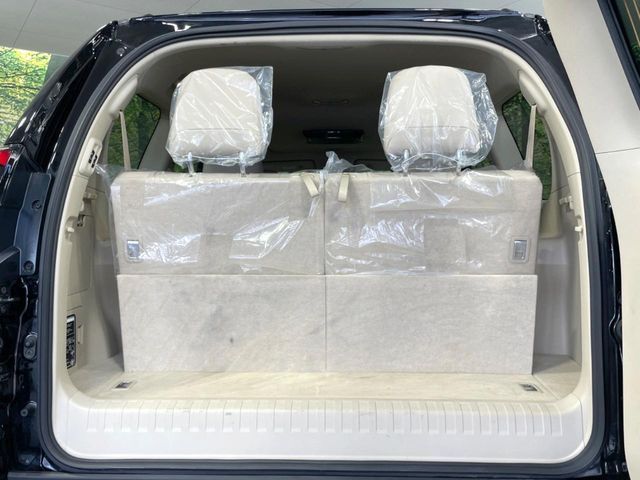 TOYOTA LANDCRUISER PRADO 2023 Image 31