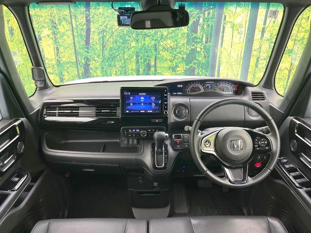 HONDA N BOX 2022 Image 31