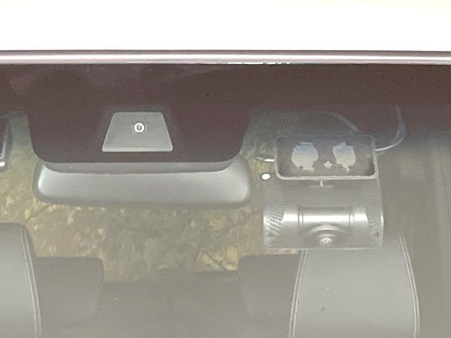 HONDA N BOX 2022 Image 31