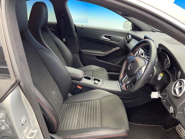 MERCEDES BENZ CLA CL 2014 Image 31