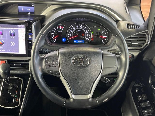 TOYOTA VOXY 2019 Image 31
