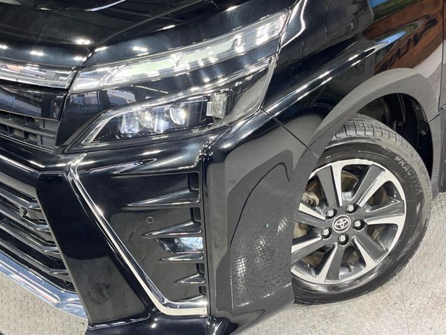 TOYOTA VOXY 2019 Image 31