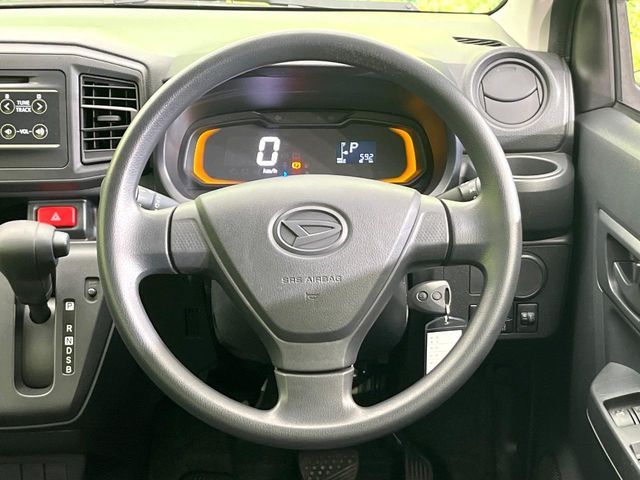 DAIHATSU MIRA E:S 4WD 2017 Image 31