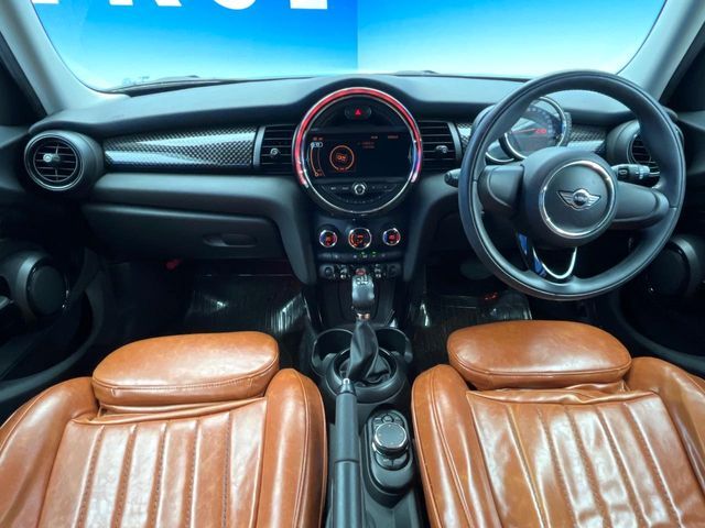 BMW MINI COOPER S 5D 2016 Image 31