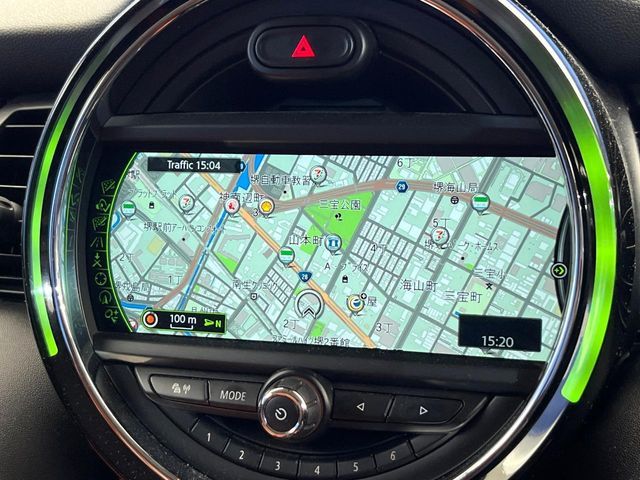 BMW MINI COOPER S 5D 2016 Image 31