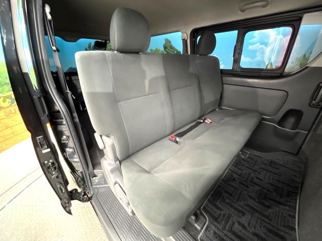 TOYOTA REGIUSACE VAN 2WD 2020 Image 31