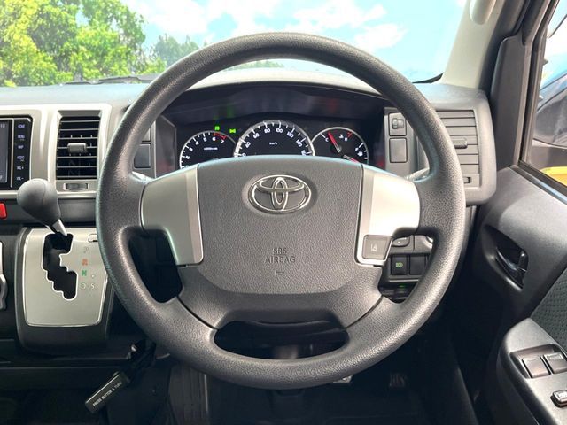 TOYOTA REGIUSACE VAN 2WD 2020 Image 31