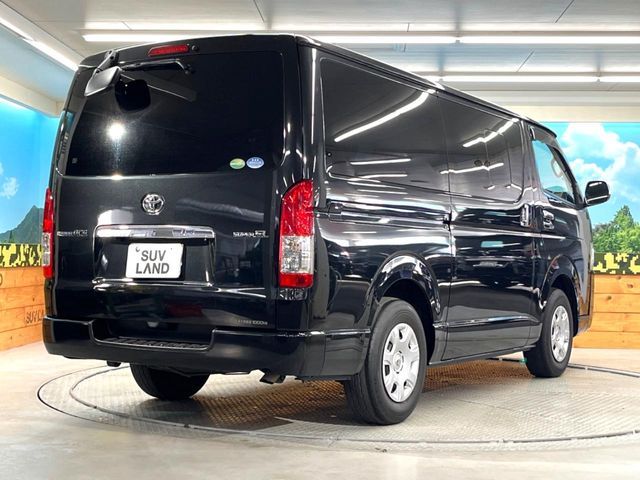 TOYOTA REGIUSACE VAN 2WD 2020 Image 31