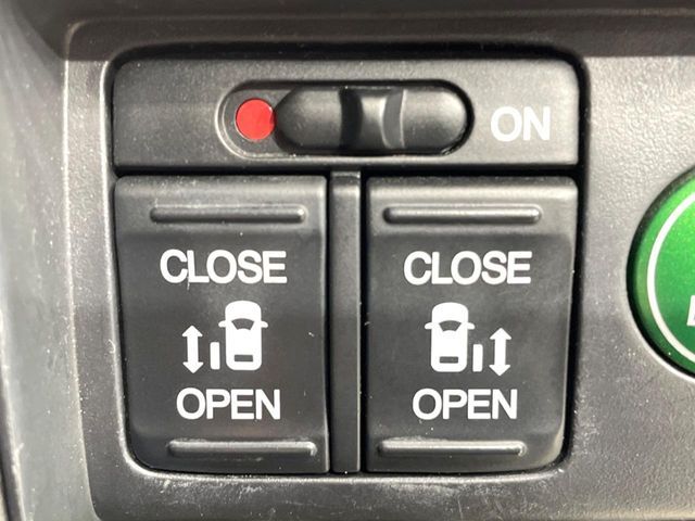 HONDA ODYSSEY HYBRID 2017 Image 31