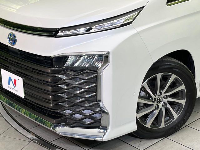 TOYOTA VOXY HYBRID 2024 Image 31