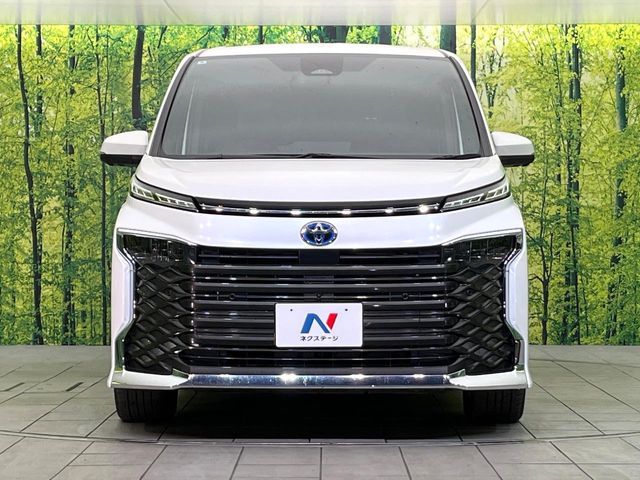 TOYOTA VOXY HYBRID 2024 Image 31