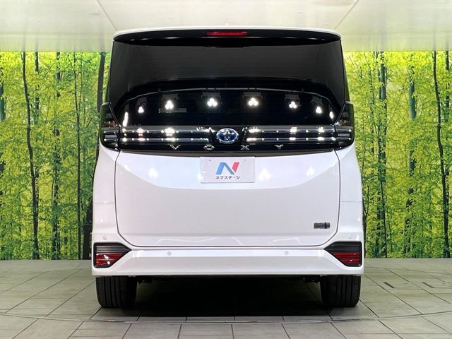 TOYOTA VOXY HYBRID 2024 Image 31