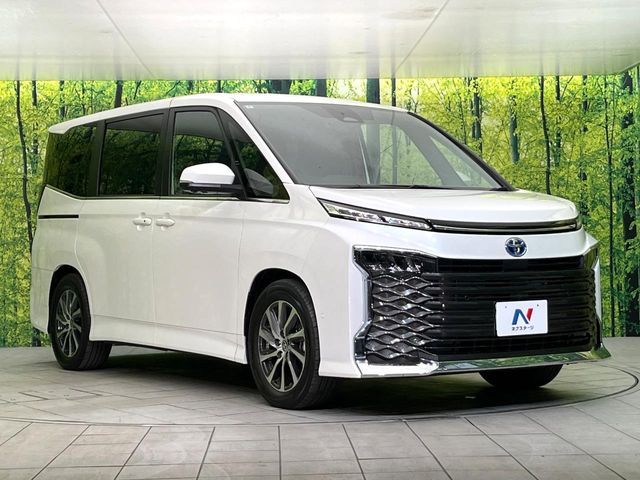 TOYOTA VOXY HYBRID 2024 Image 31
