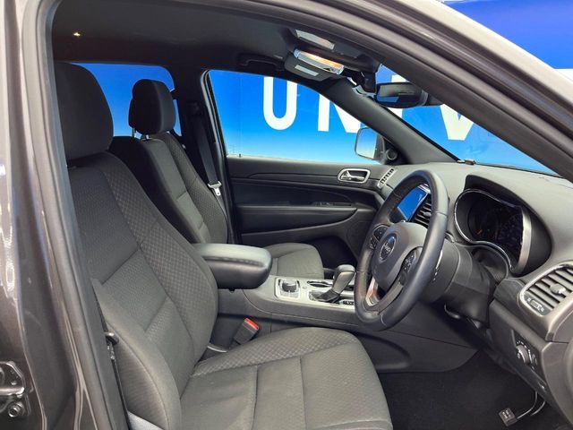 JEEP GRAND CHEROKEE 2019 Image 31