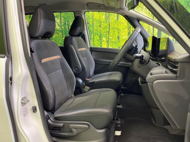 NISSAN SERENA  WG 2024 Image 31