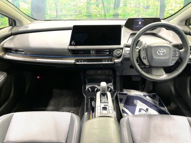 TOYOTA PRIUS PHV 2024 Image 31