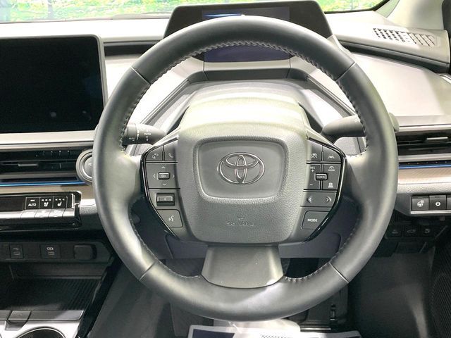 TOYOTA PRIUS PHV 2024 Image 31