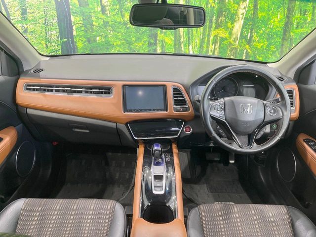 HONDA VEZEL HYBRID 2017 Image 31