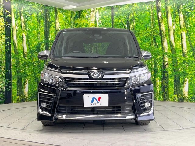 TOYOTA VOXY 2017 Image 31