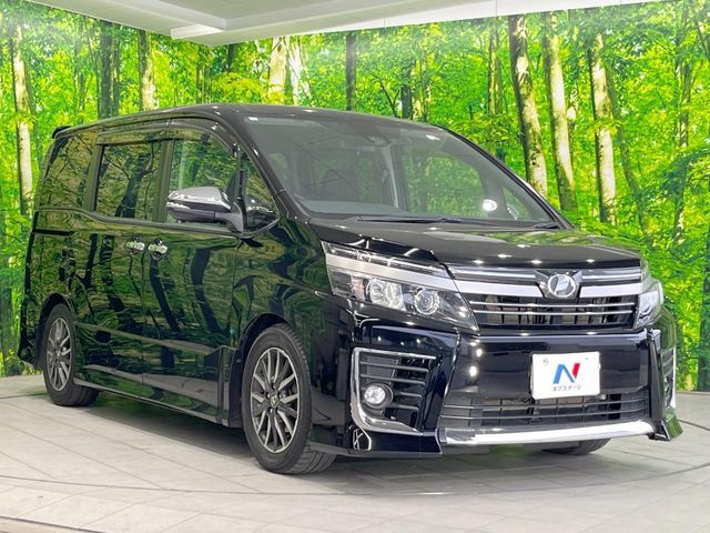 TOYOTA VOXY 2017 Image 31