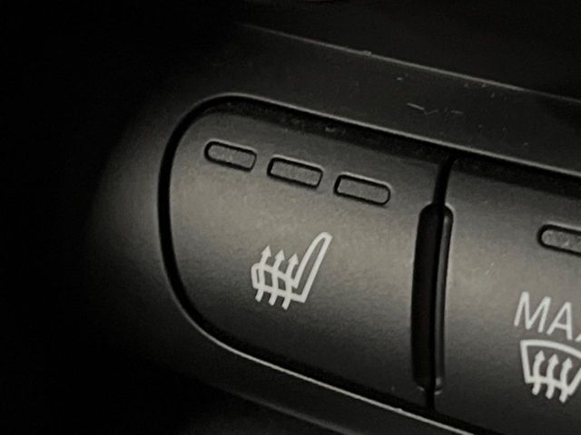 BMW MINI COOPER SD 5DOOR 2022 Image 31