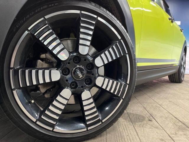 BMW MINI COOPER SD 5DOOR 2022 Image 31