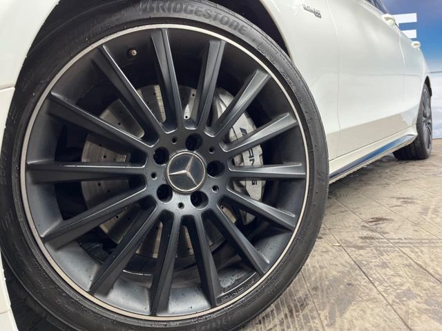 MERCEDES BENZ MERCEDES AMG C CLASS 2019 Image 31