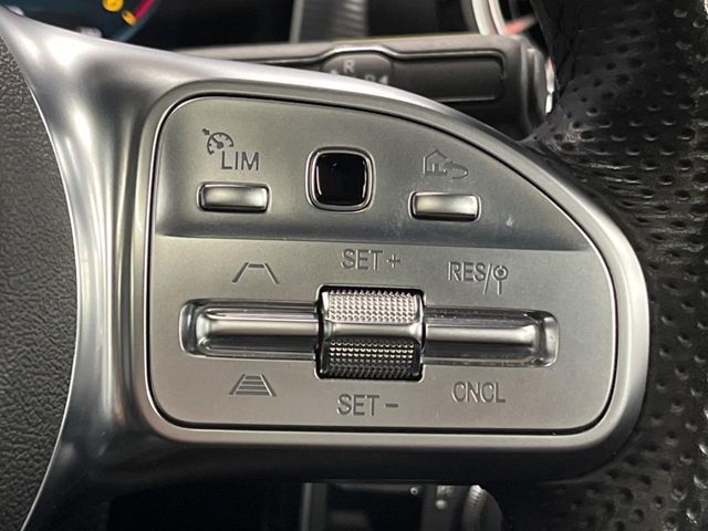 MERCEDES BENZ A CLAS 2019 Image 31