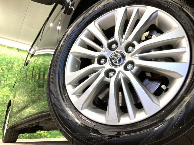 TOYOTA NOAH HYBRID 2023 Image 31