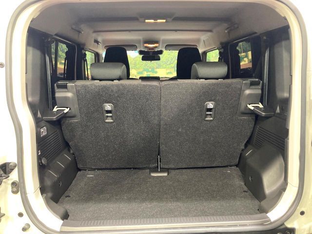 SUZUKI JIMNY NOMADE 2025 Image 31