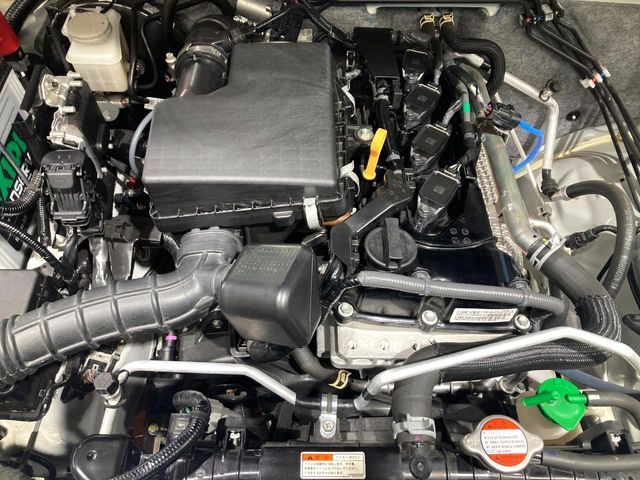 SUZUKI JIMNY NOMADE 2025 Image 31