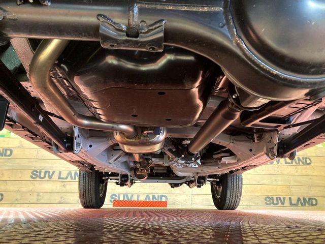 SUZUKI JIMNY NOMADE 2025 Image 31