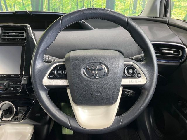 TOYOTA PRIUS 2016 Image 31
