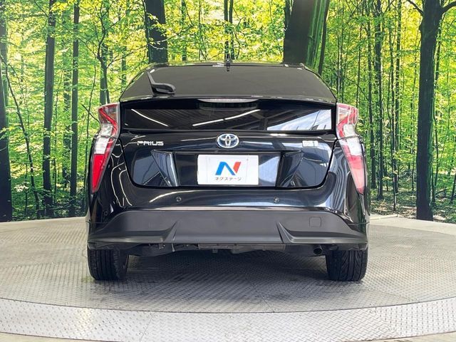 TOYOTA PRIUS 2016 Image 31