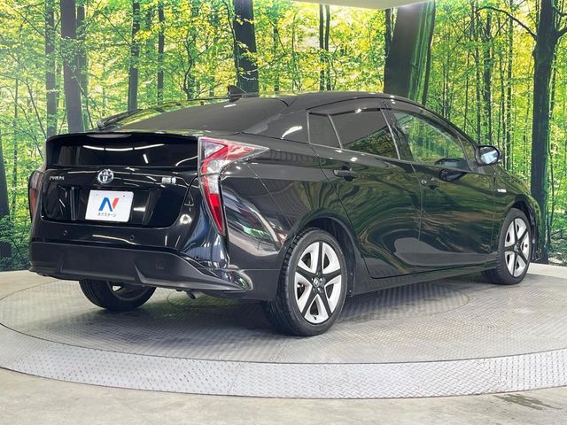 TOYOTA PRIUS 2016 Image 31