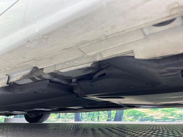 TOYOTA PRIUS PHV 2018 Image 31