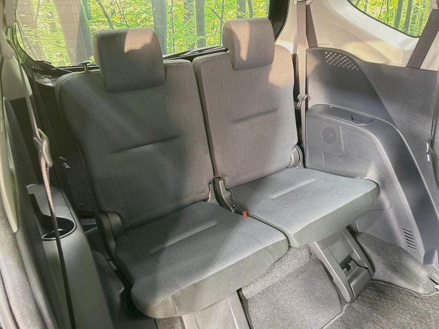 TOYOTA SIENTA 2017 Image 31